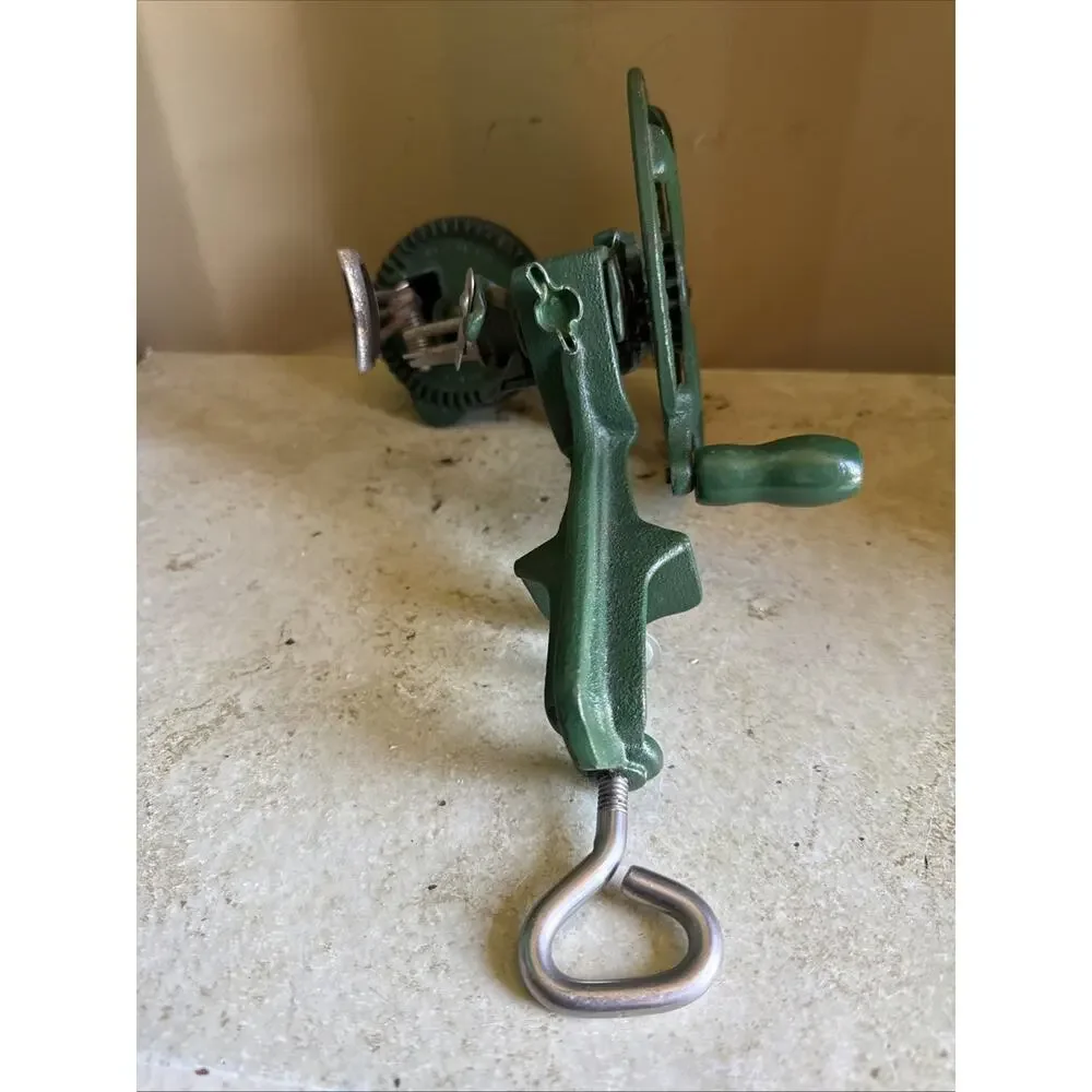Apple Parer Made In USA Green Metal Vintage